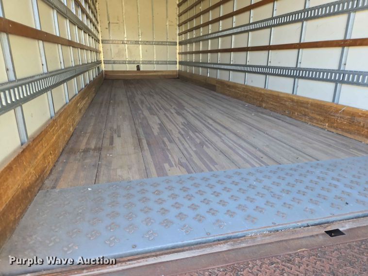 image for item DP8942 2014 International 4300 box truck
