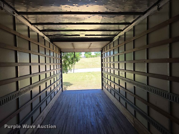 image for item DP8942 2014 International 4300 box truck