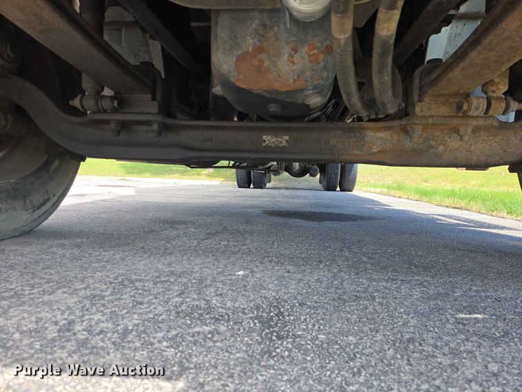 image for item DP8942 2014 International 4300 box truck