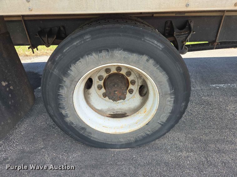 image for item DP8942 2014 International 4300 box truck