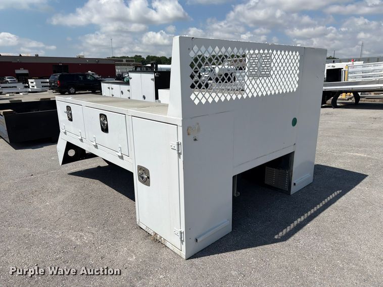 image for item DQ7786 2015 Auto Truck Group utility bed