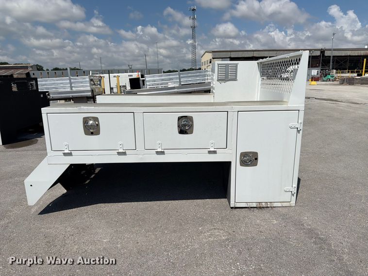 image for item DQ7786 2015 Auto Truck Group utility bed