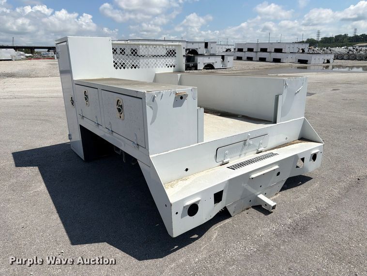 image for item DQ7786 2015 Auto Truck Group utility bed