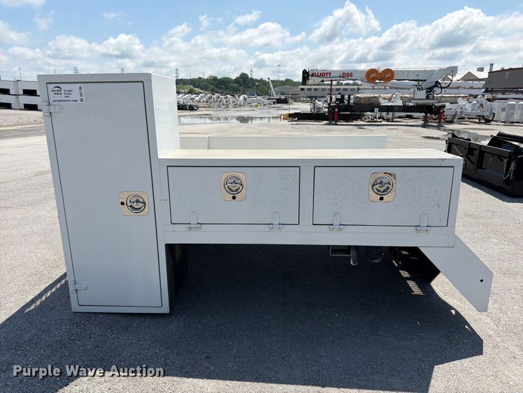 image for item DQ7786 2015 Auto Truck Group utility bed