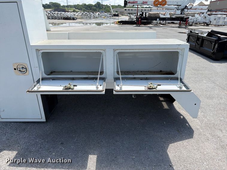 image for item DQ7786 2015 Auto Truck Group utility bed