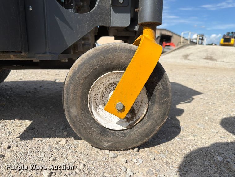 image for item DQ7788 2023 Walker MB27I-17 ZTR lawn mower