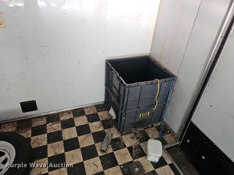 image for item DQ7796 1998 U.S. Cargo PC824TA2 enclosed cargo trailer