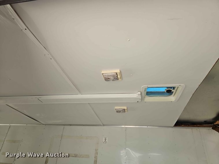 image for item DQ7796 1998 U.S. Cargo PC824TA2 enclosed cargo trailer