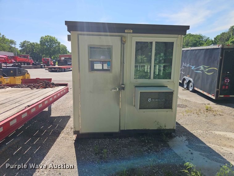 image for item DQ7807 Portable office