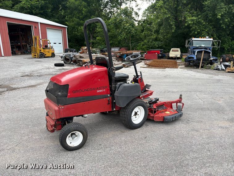 image for item DQ7809 2010 Toro Groundsmaster 3280-D lawn mower