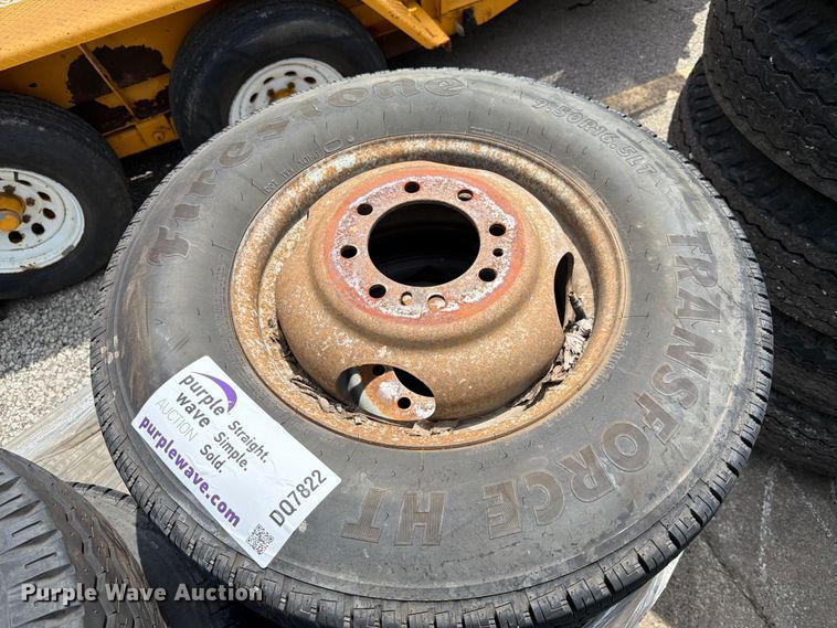 image for item DQ7822 (16) tires