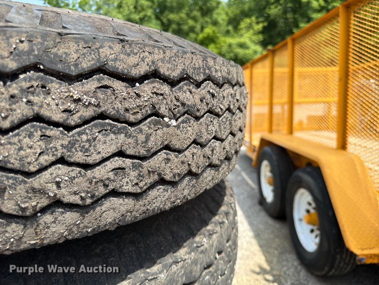 image for item DQ7822 (16) tires