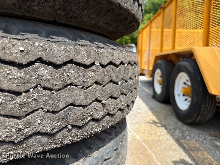 image for item DQ7822 (16) tires