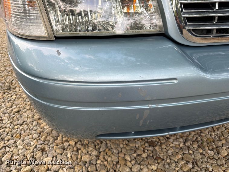 image for item DQ7826 2011 Ford Crown Victoria 