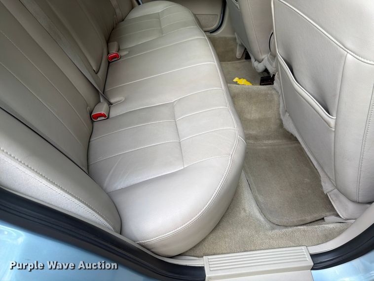 image for item DQ7826 2011 Ford Crown Victoria 