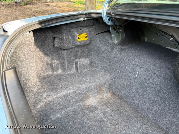 image for item DQ7826 2011 Ford Crown Victoria 