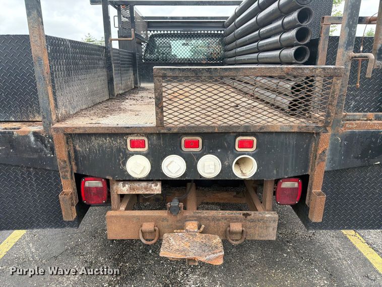image for item DQ7830 2012 Ford F350 Super Duty flatbed pickup truck