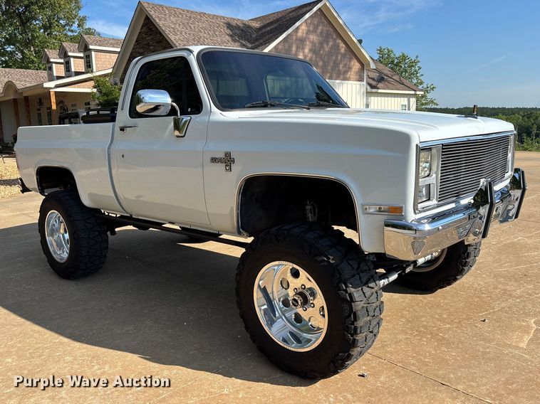 image for item DU6269 1985 Chevrolet K10 pickup truck