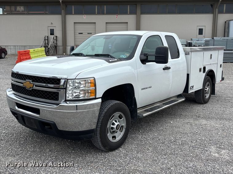 image for item DV4368 2013 Chevrolet Silverado 2500HD Ext. Cab utility bed pickup truck