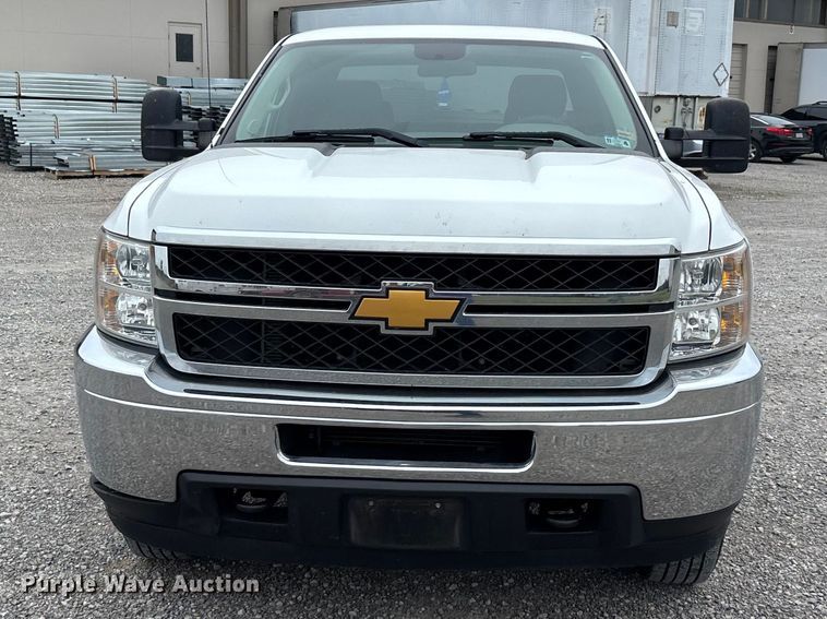 image for item DV4368 2013 Chevrolet Silverado 2500HD Ext. Cab utility bed pickup truck