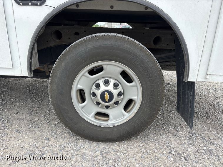 image for item DV4368 2013 Chevrolet Silverado 2500HD Ext. Cab utility bed pickup truck