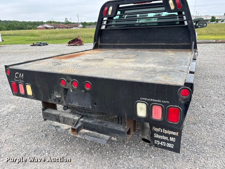 image for item DV4369 2011 Chevrolet Silverado 2500HD Ext. Cab flatbed pickup truck