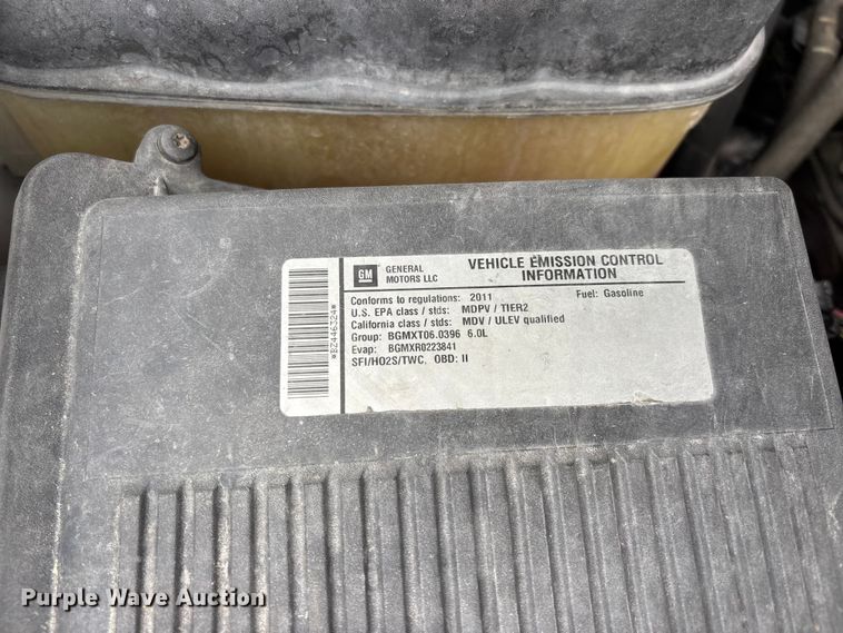 image for item DV4369 2011 Chevrolet Silverado 2500HD Ext. Cab flatbed pickup truck