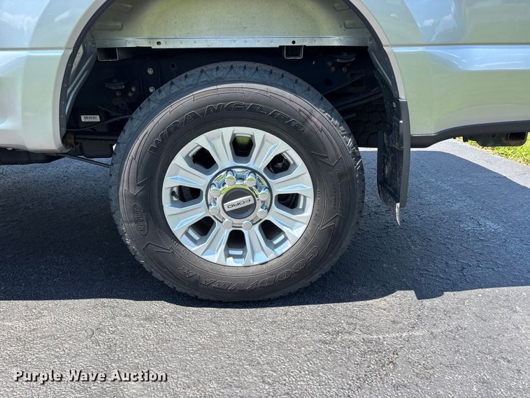 image for item DV4385 2020 Ford F250 Super Duty Ext. Cab pickup truck
