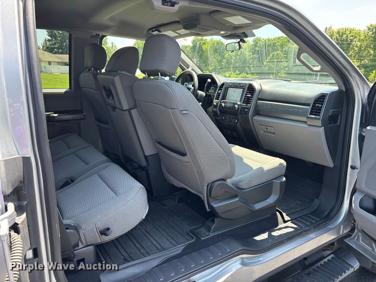image for item DV4386 2020 Ford F250 Super Duty Ext. Cab pickup truck