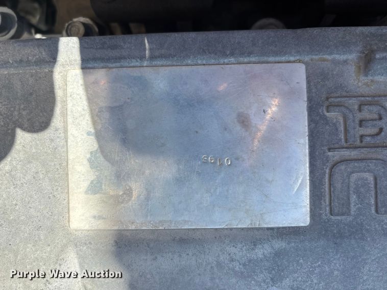 image for item DW1297 1999 Isuzu NPR flatbed truck