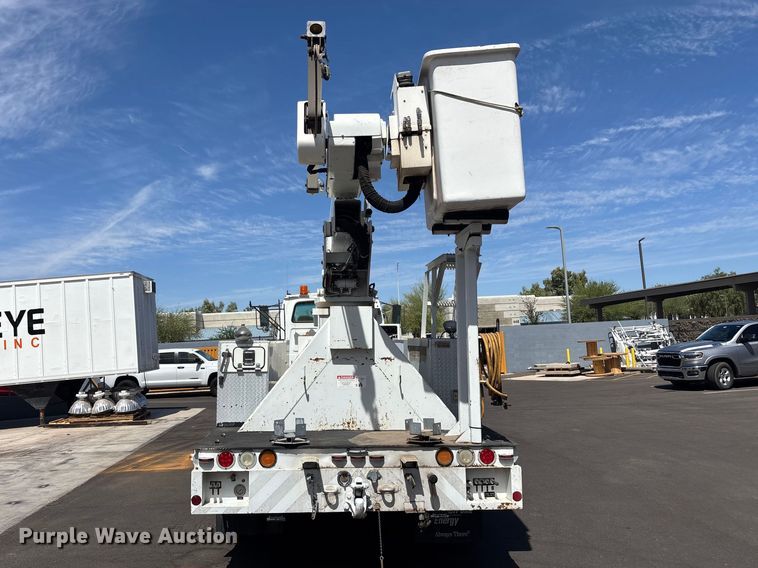 image for item DW1307 2003 Sterling L9500 bucket truck