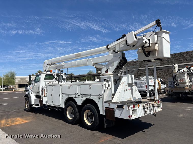 image for item DW1307 2003 Sterling L9500 bucket truck