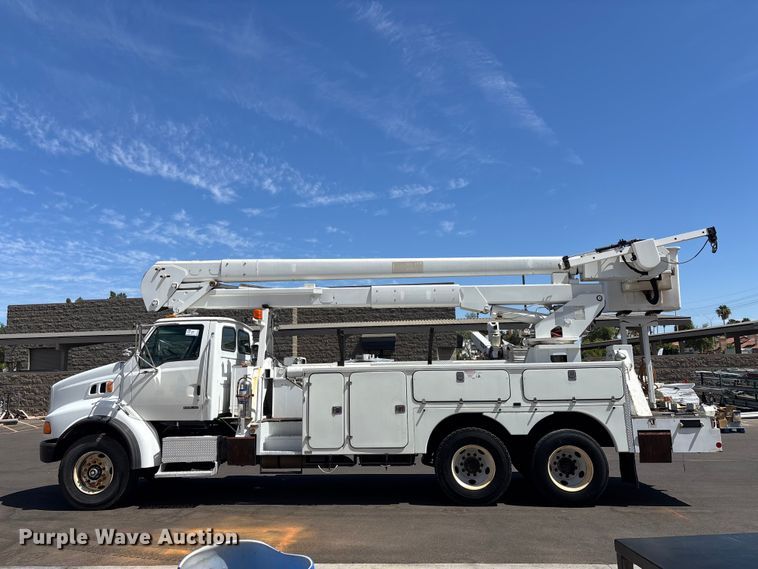 image for item DW1307 2003 Sterling L9500 bucket truck