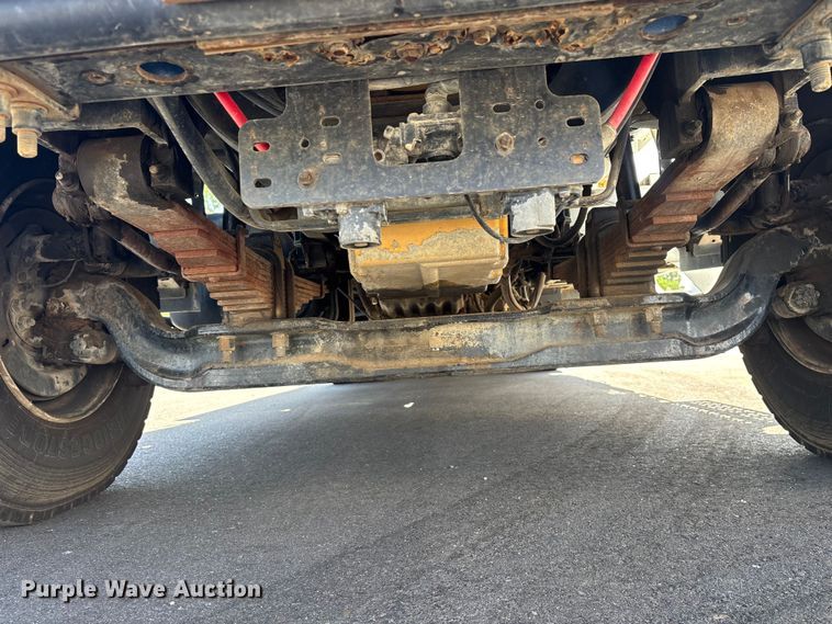 image for item DW1307 2003 Sterling L9500 bucket truck