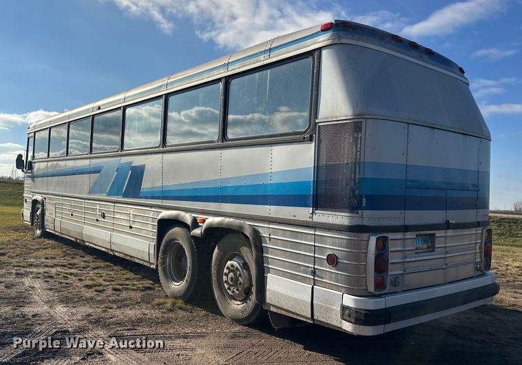 image for item DW4388 1983 MCI MC-9 Intercity coach bus