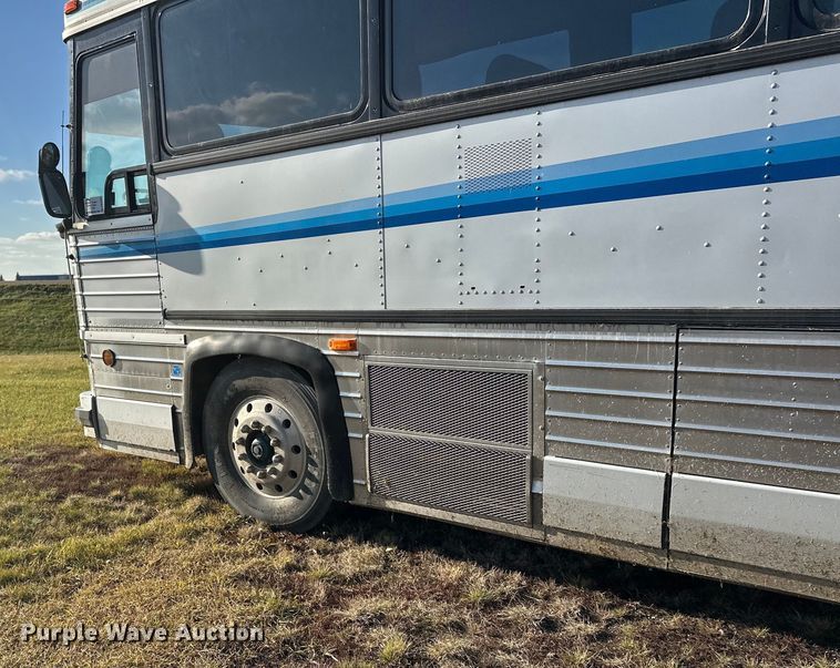image for item DW4388 1983 MCI MC-9 Intercity coach bus