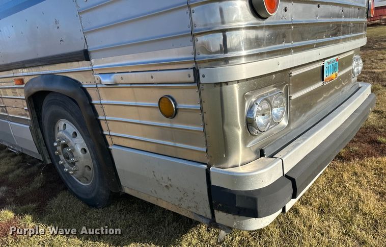 image for item DW4388 1983 MCI MC-9 Intercity coach bus