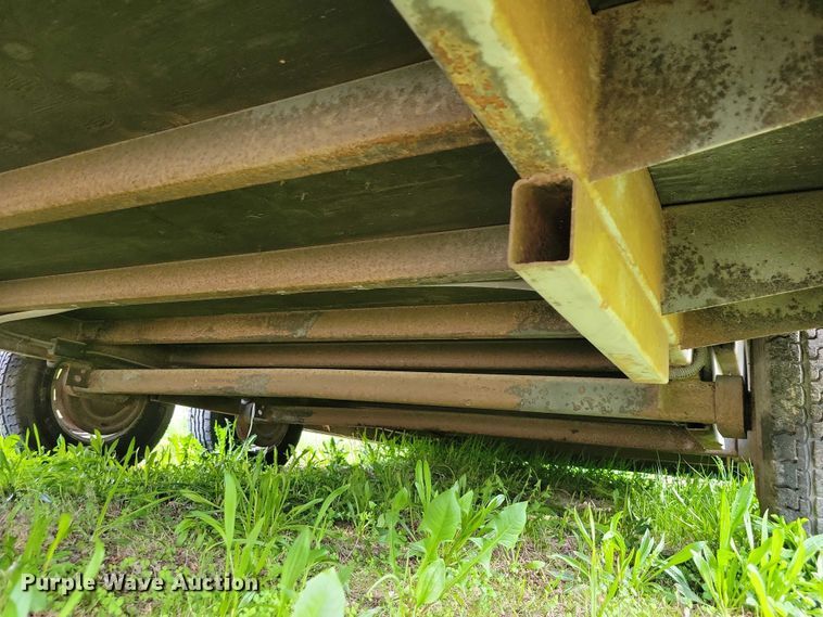 image for item DZ7089 2005 H&H Trailer Co enclosed cargo trailer