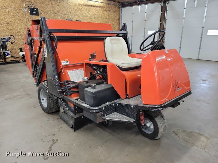 image for item DZ7142 2002 Smithco Sweep Star 60 sweeper