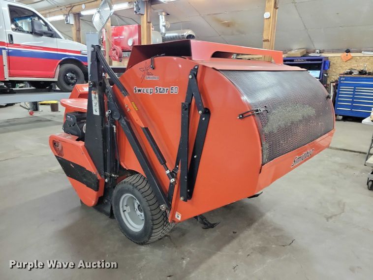image for item DZ7142 2002 Smithco Sweep Star 60 sweeper