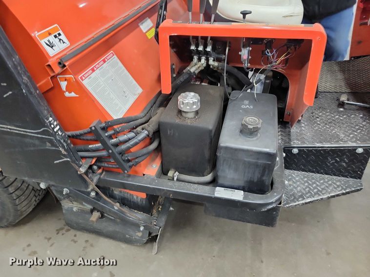 image for item DZ7142 2002 Smithco Sweep Star 60 sweeper