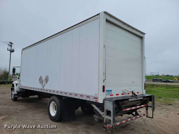 image for item DZ7145 2019 International 4300 box truck