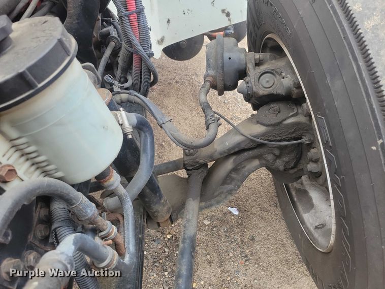 image for item DZ7145 2019 International 4300 box truck