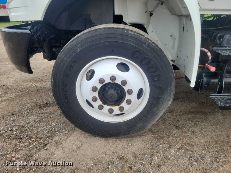image for item DZ7145 2019 International 4300 box truck