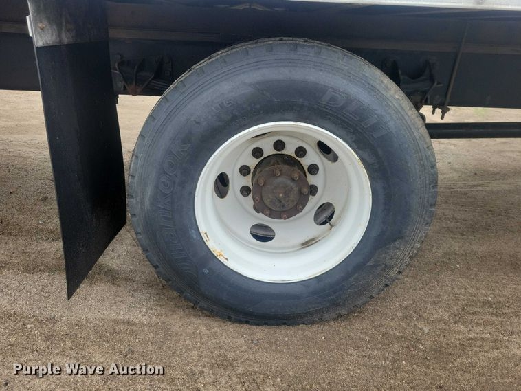 image for item DZ7145 2019 International 4300 box truck