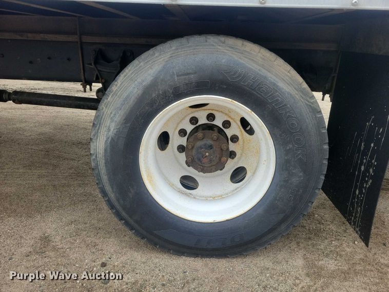 image for item DZ7145 2019 International 4300 box truck