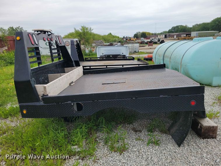 image for item DZ7182 Bradford Built flatbed