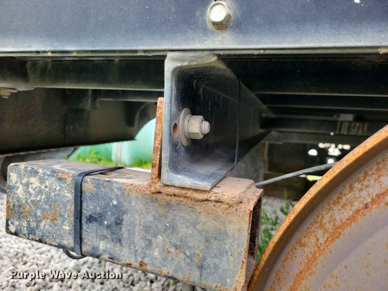 image for item DZ7182 Bradford Built flatbed
