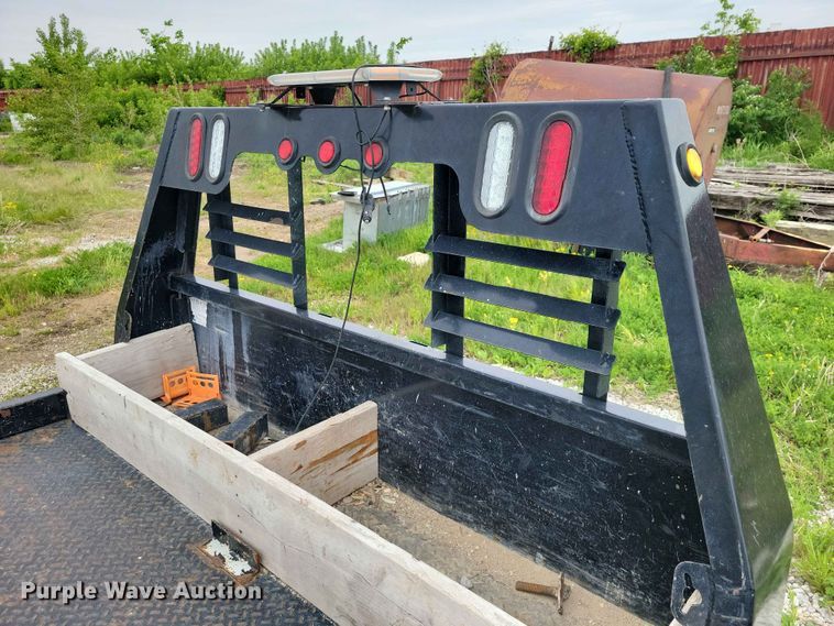 image for item DZ7182 Bradford Built flatbed