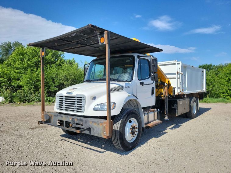 2018-freightliner-m2-106-crane-truck #1488985